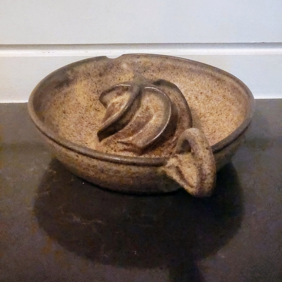 Handmade Pottey Citrus Juicer - Picture 3 of 5